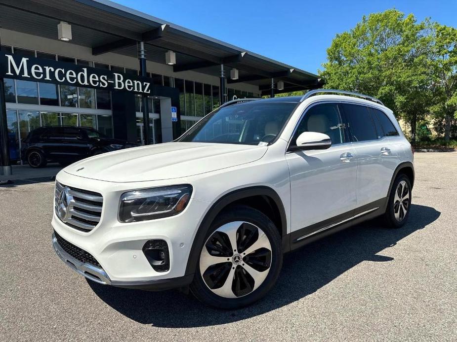 new 2024 Mercedes-Benz GLB 250 car, priced at $49,815
