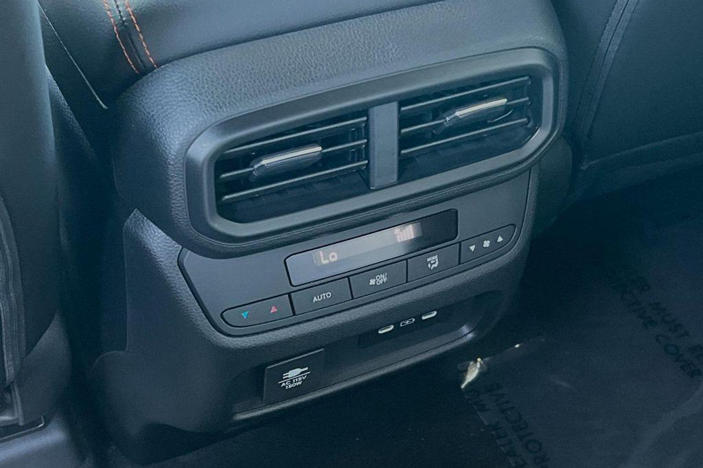 new 2025 Honda Pilot car, priced at $51,305