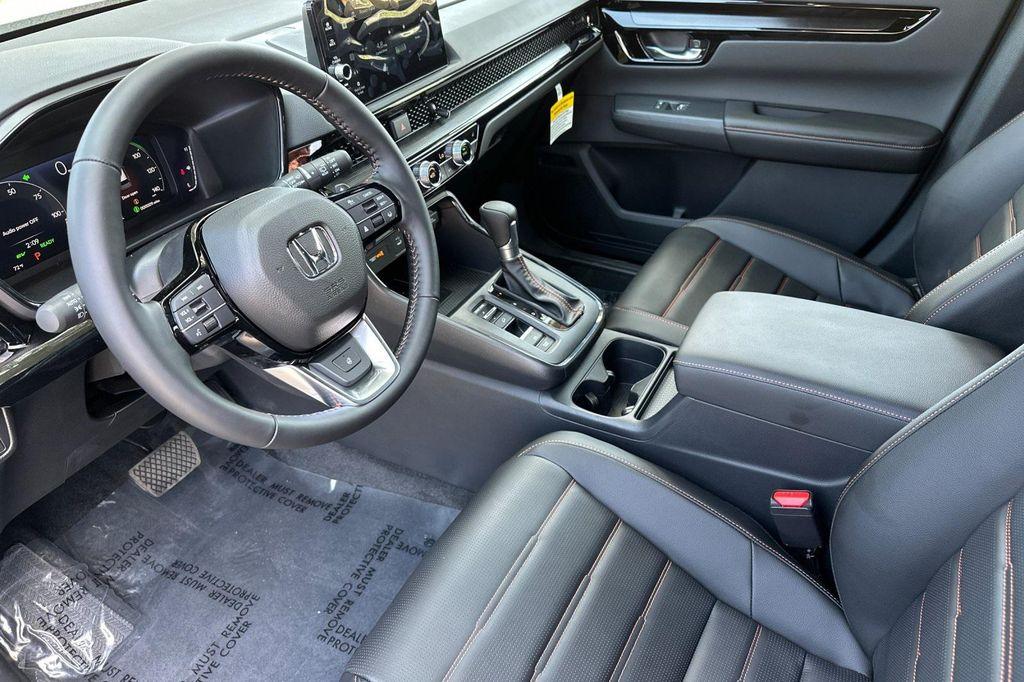 new 2026 Honda CR-V Hybrid car, priced at $43,645