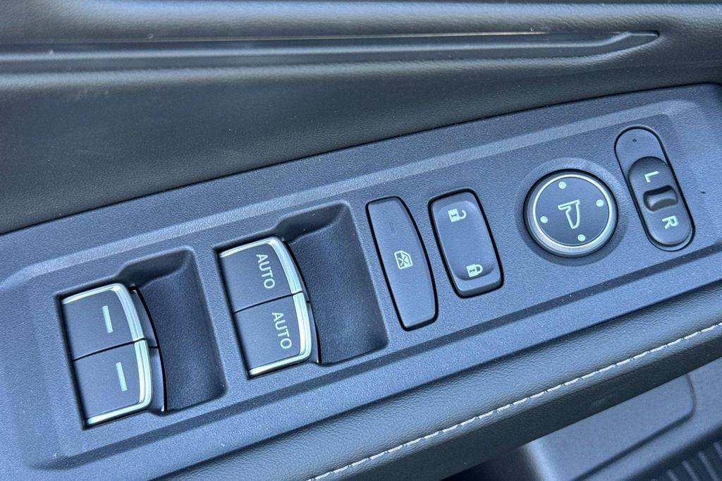 new 2025 Honda Accord Hybrid car, priced at $36,570