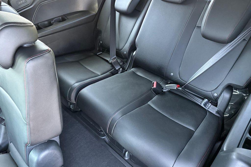new 2026 Honda Odyssey car, priced at $45,800