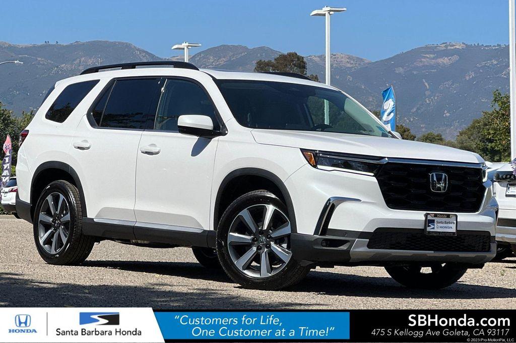 new 2025 Honda Pilot car, priced at $51,550