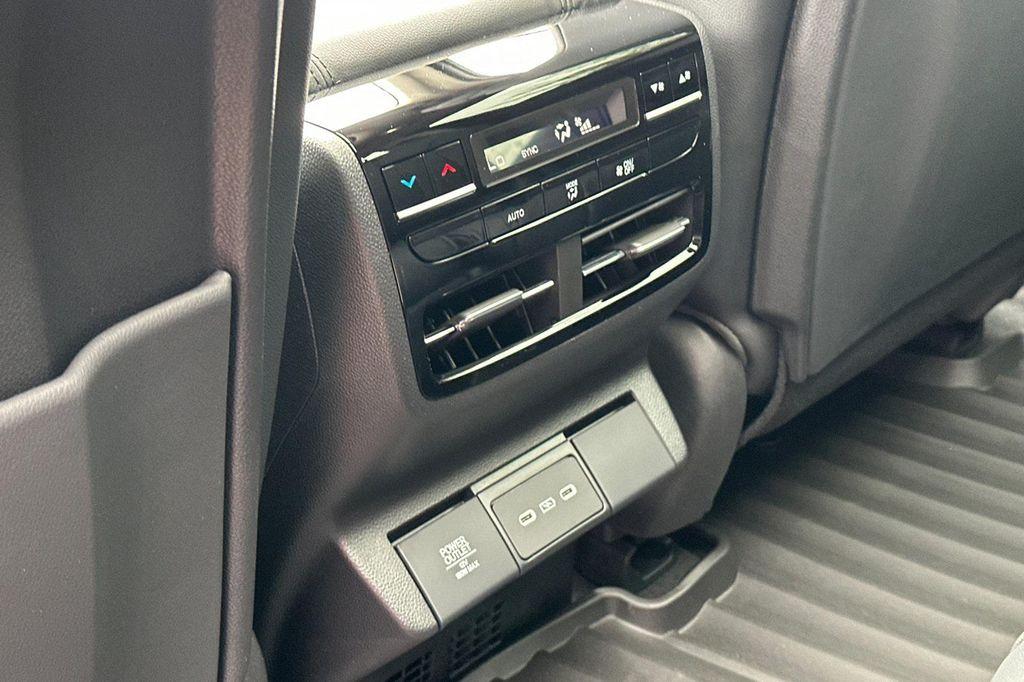 new 2025 Acura MDX car, priced at $53,981