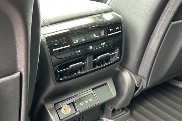 new 2025 Acura MDX car, priced at $53,981