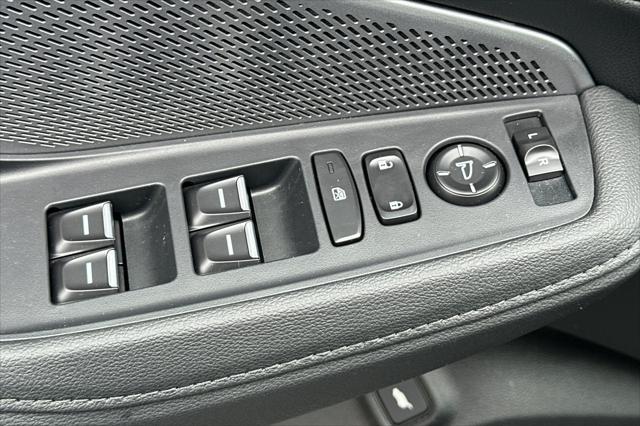 new 2025 Acura MDX car, priced at $53,981