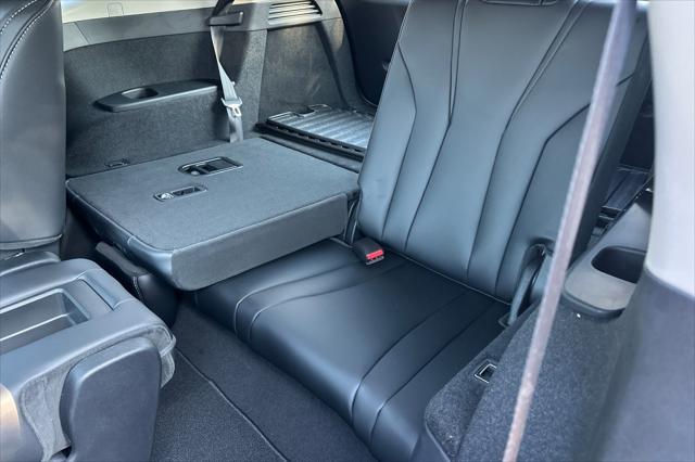 new 2025 Acura MDX car, priced at $57,305