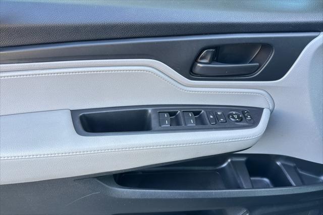 used 2019 Honda Odyssey car, priced at $17,994