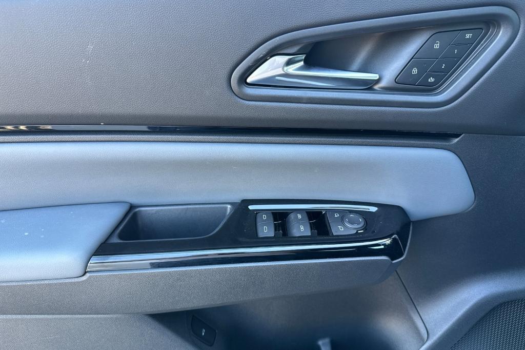 new 2025 Honda Prologue car, priced at $53,150