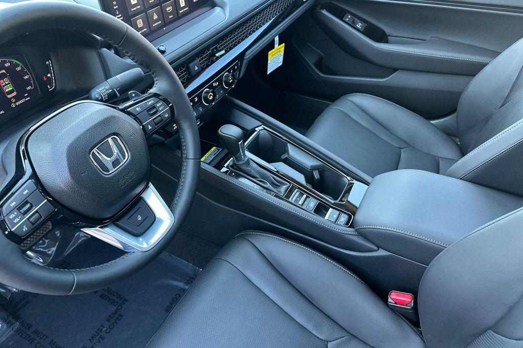 new 2025 Honda Accord Hybrid car, priced at $40,905
