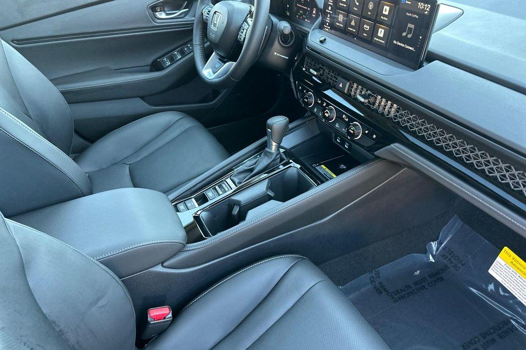 new 2025 Honda Accord Hybrid car, priced at $40,905