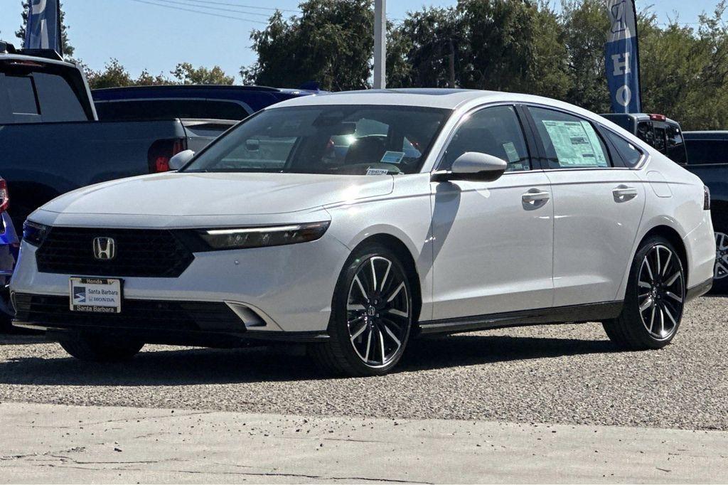 new 2025 Honda Accord Hybrid car, priced at $40,950
