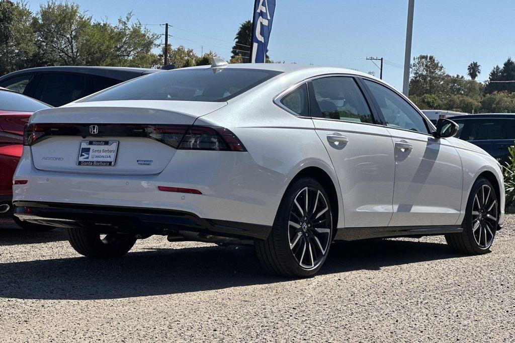 new 2025 Honda Accord Hybrid car, priced at $40,950