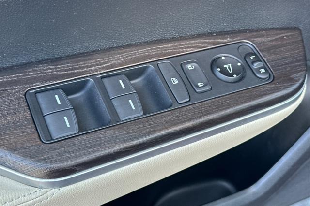 used 2018 Honda Clarity Plug-In Hybrid car, priced at $20,931