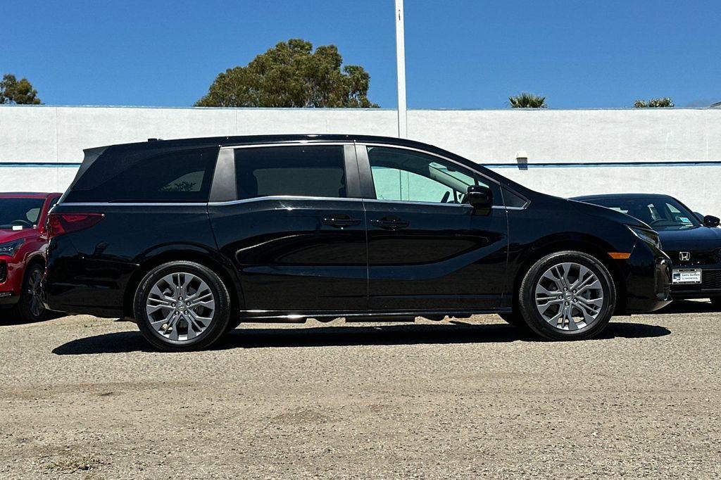 used 2025 Honda Odyssey car, priced at $44,971