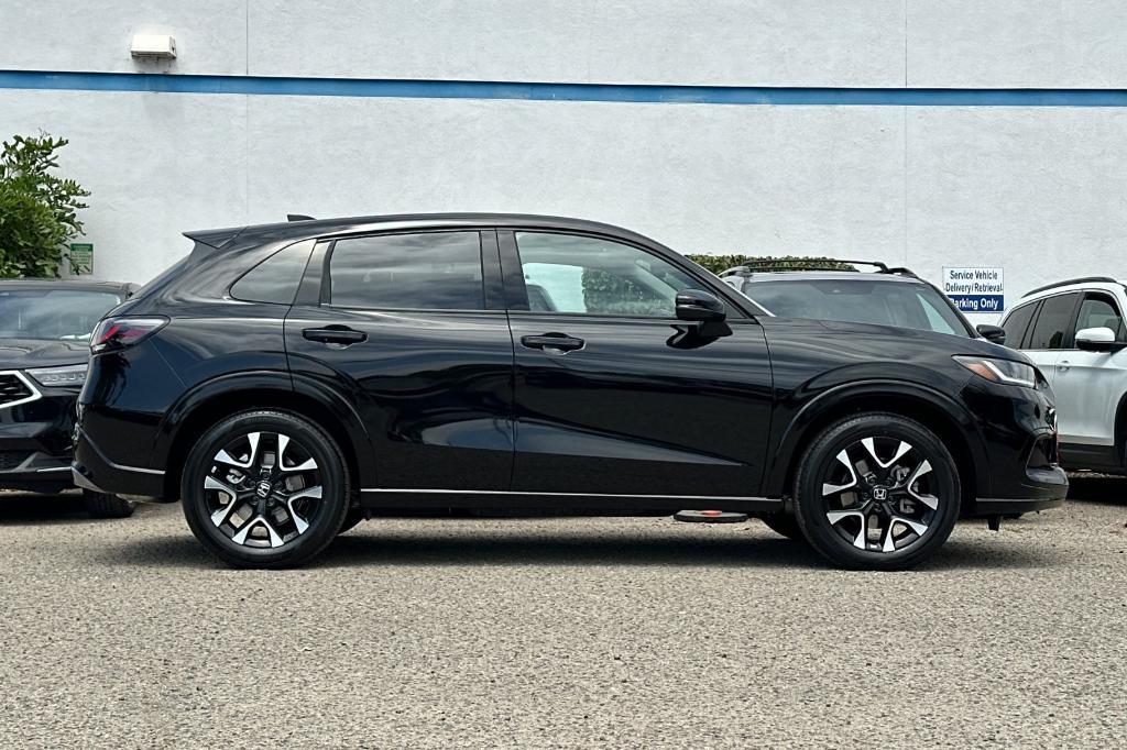 new 2026 Honda HR-V car, priced at $32,945