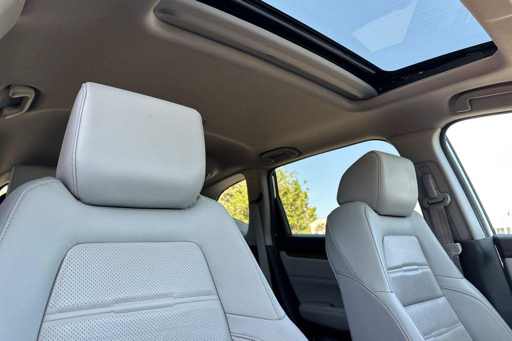 used 2021 Honda CR-V car, priced at $30,892