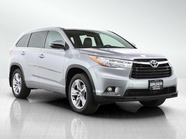 used 2015 Toyota Highlander car, priced at $21,399