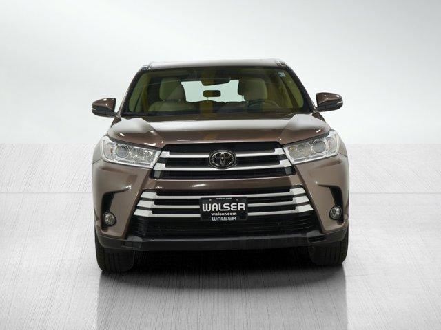 used 2017 Toyota Highlander car, priced at $21,998