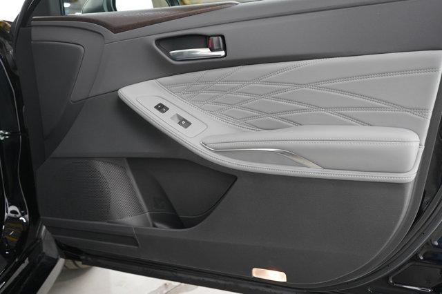 used 2019 Toyota Avalon Hybrid car, priced at $32,699