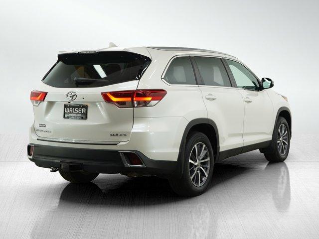 used 2019 Toyota Highlander car, priced at $29,998