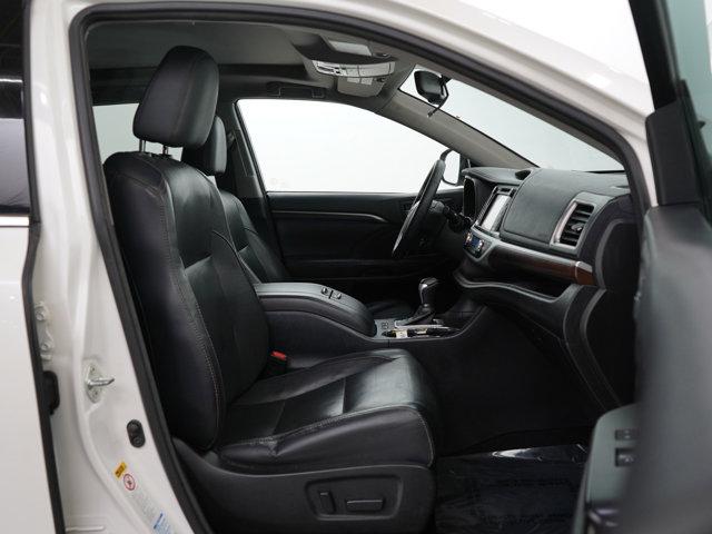 used 2015 Toyota Highlander car, priced at $19,499