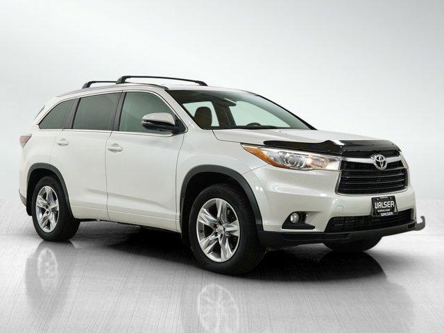 used 2015 Toyota Highlander car, priced at $19,499
