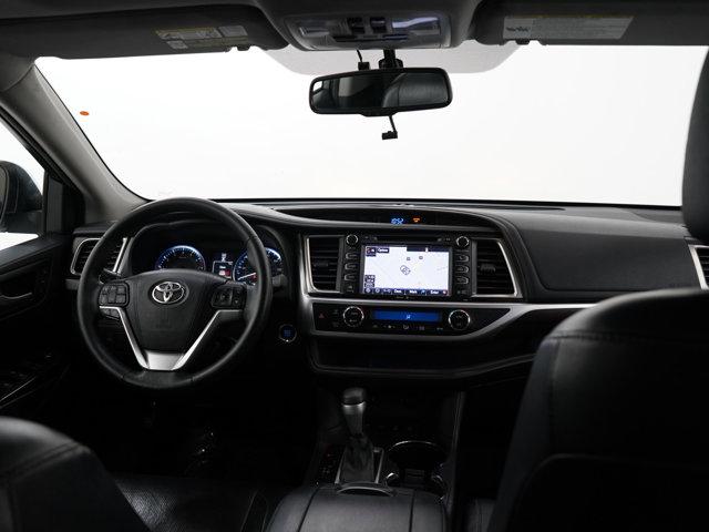used 2015 Toyota Highlander car, priced at $19,499