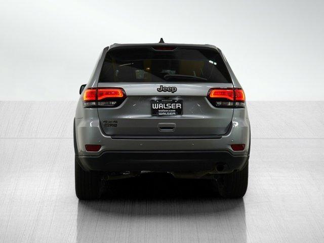 used 2016 Jeep Grand Cherokee car, priced at $17,998