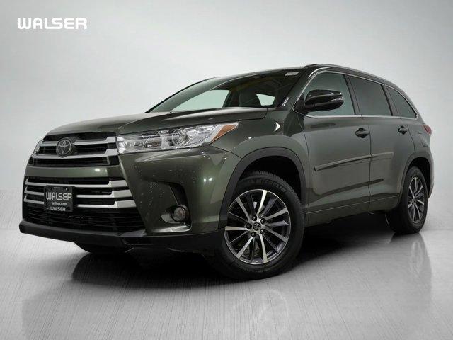 used 2018 Toyota Highlander car, priced at $24,998