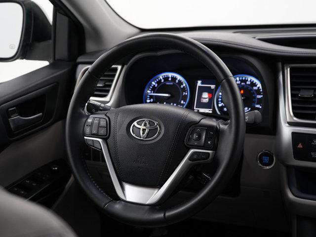 used 2018 Toyota Highlander car, priced at $24,998