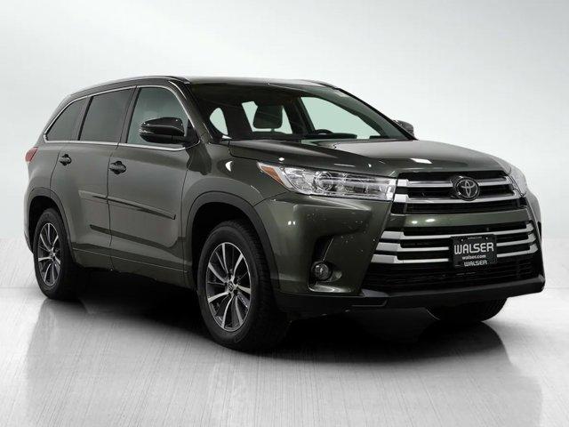 used 2018 Toyota Highlander car, priced at $24,998