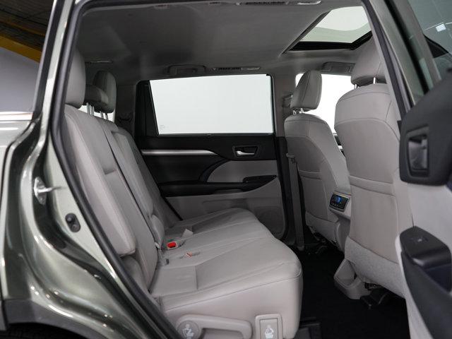 used 2018 Toyota Highlander car, priced at $24,998