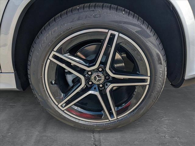 new 2025 Mercedes-Benz GLS 450 car, priced at $100,145