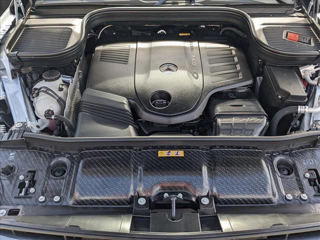 new 2025 Mercedes-Benz GLS 450 car, priced at $100,145