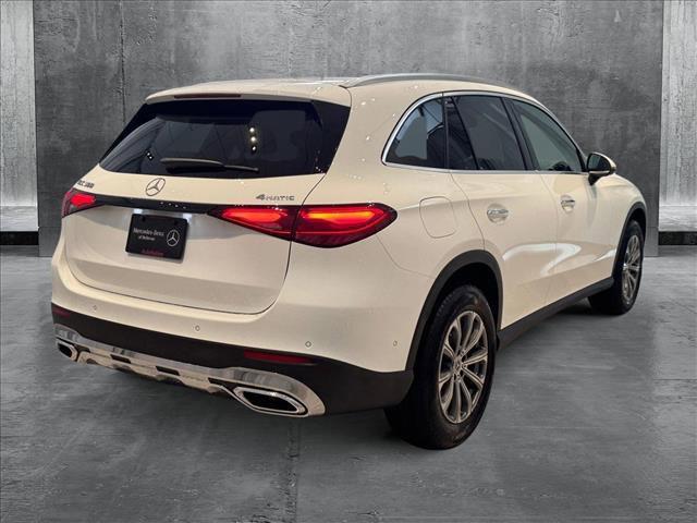 new 2025 Mercedes-Benz GLC 300 car, priced at $55,955