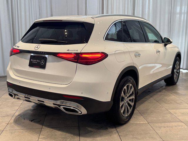 new 2025 Mercedes-Benz GLC 300 car, priced at $55,955