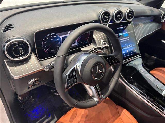 new 2025 Mercedes-Benz GLC 300 car, priced at $55,955