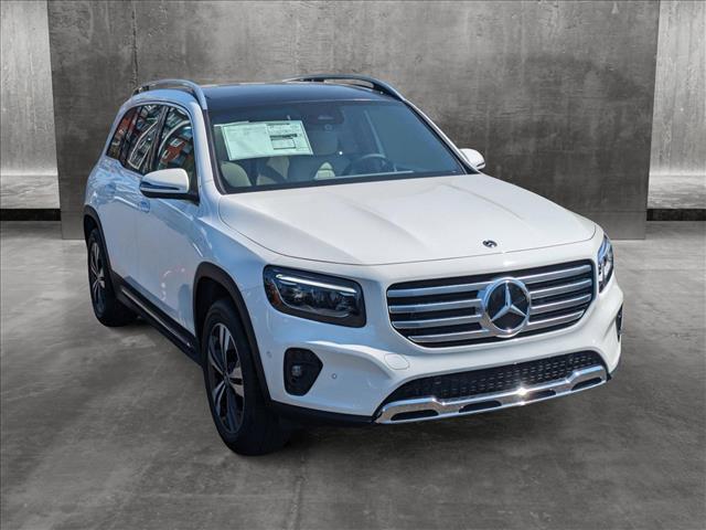 new 2025 Mercedes-Benz GLB 250 car, priced at $50,450