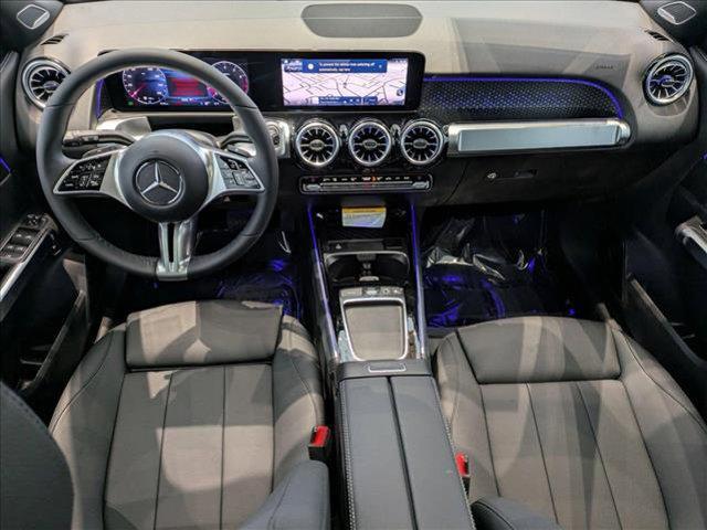 new 2025 Mercedes-Benz GLB 250 car, priced at $55,425