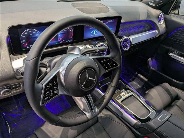 new 2025 Mercedes-Benz GLB 250 car, priced at $54,105