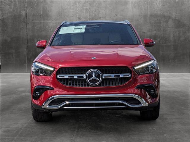 new 2025 Mercedes-Benz GLA 250 car, priced at $53,685