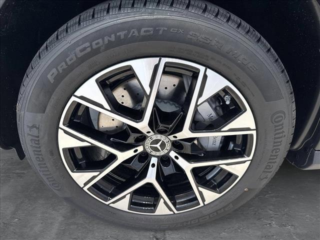 new 2025 Mercedes-Benz GLC 350e car, priced at $68,060