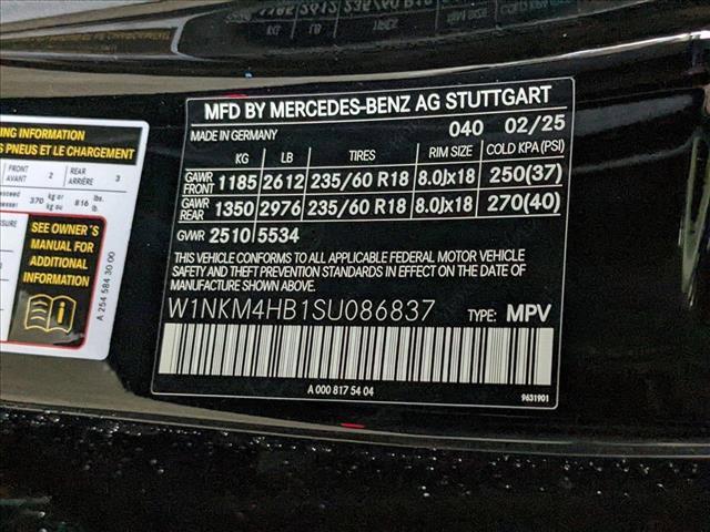 new 2025 Mercedes-Benz GLC 300 car, priced at $57,365