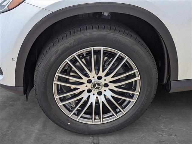 new 2025 Mercedes-Benz GLC 300 car, priced at $60,665