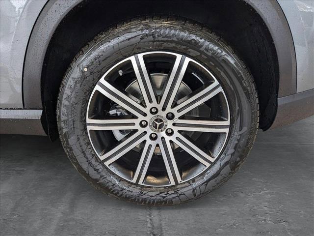 new 2025 Mercedes-Benz GLE 450e car, priced at $79,345