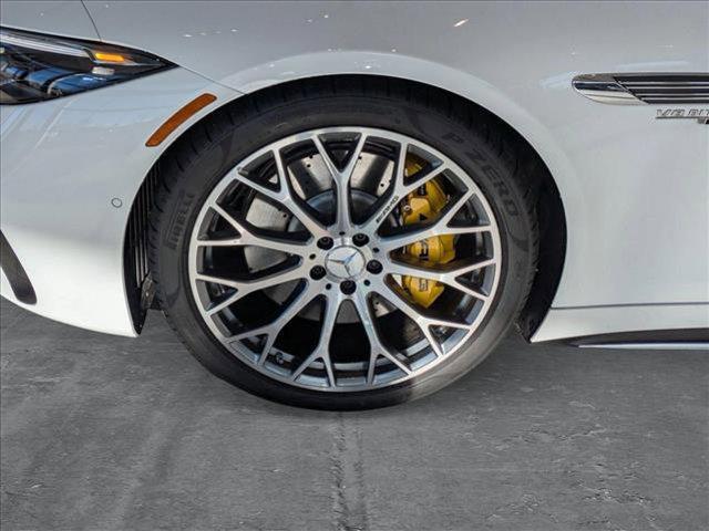 new 2025 Mercedes-Benz AMG SL 55 car, priced at $166,250