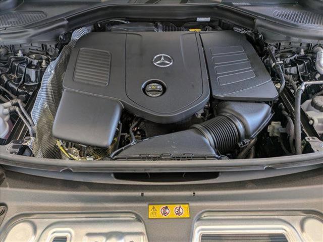 new 2025 Mercedes-Benz GLC 300 car, priced at $55,540