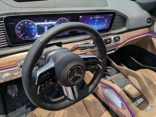 new 2025 Mercedes-Benz GLS 580 car, priced at $124,290