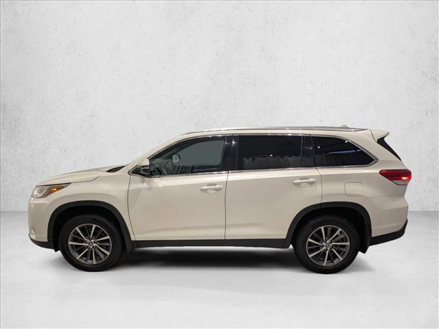 used 2019 Toyota Highlander car, priced at $27,006