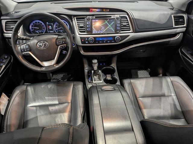 used 2019 Toyota Highlander car, priced at $27,006